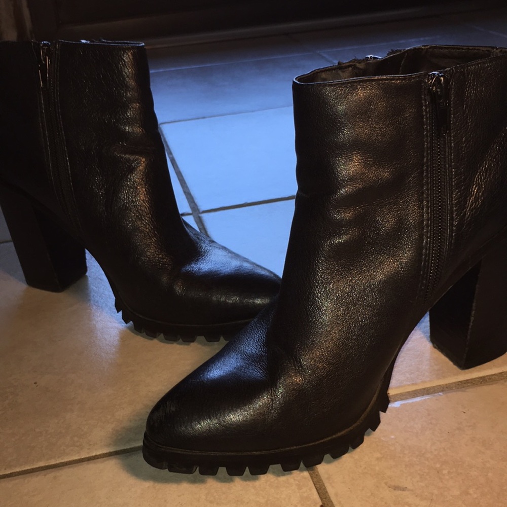 Black Combat booties